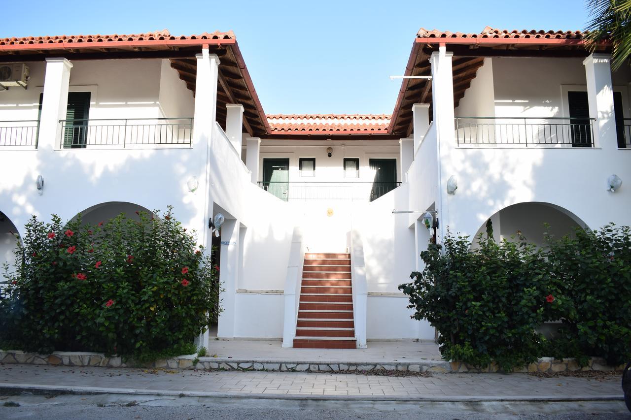 Akti Panela Beach Hotel Kávos Exterior photo