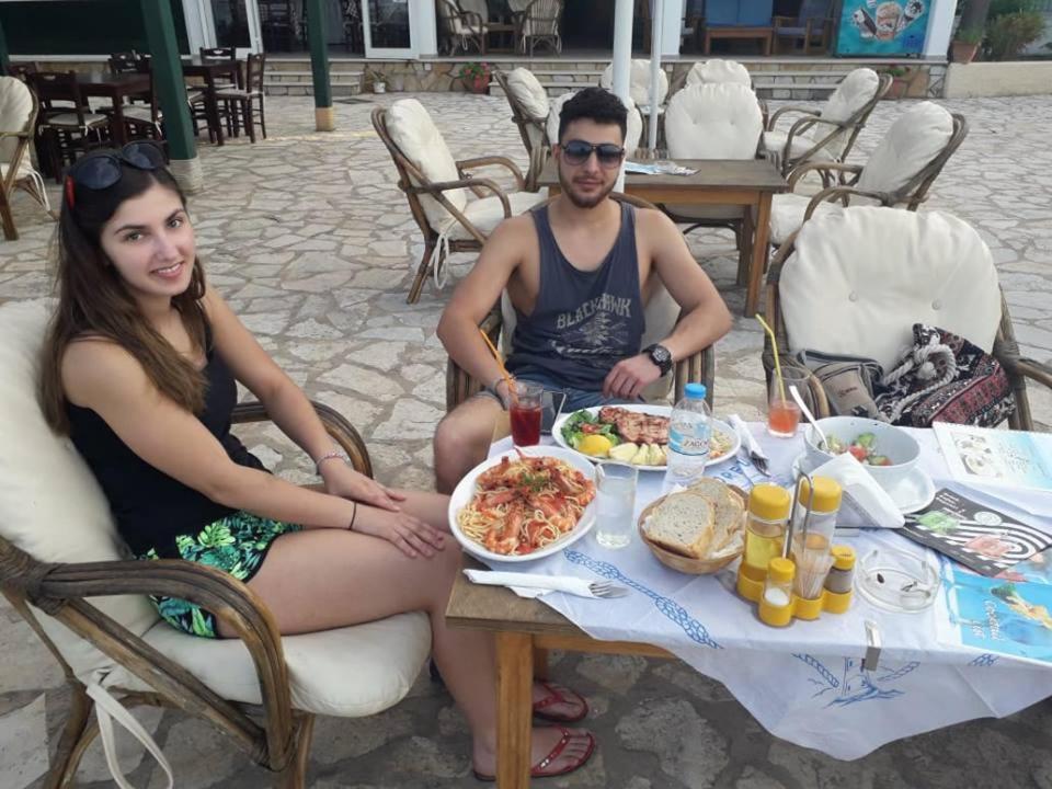 Akti Panela Beach Hotel Kávos Exterior photo
